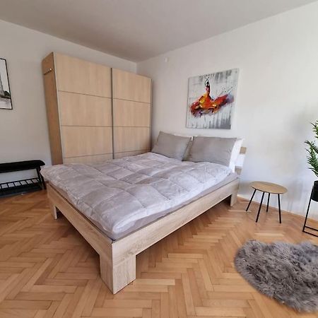The Rowhouse Apartment Ljubljana - Free Parking 外观 照片